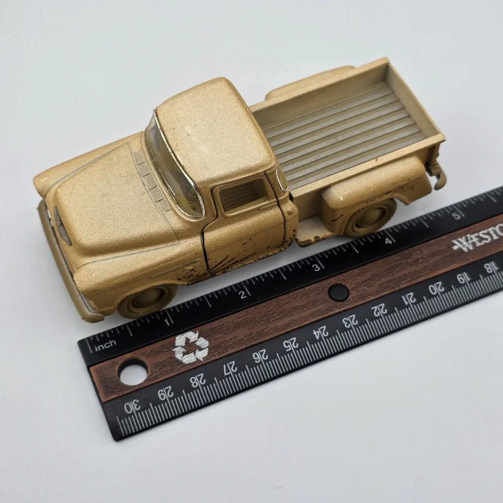 Kinsmart Diecast Cars 1955 Chevy Stepside Pick-Up 1/32 Scale Muddy Pull Back